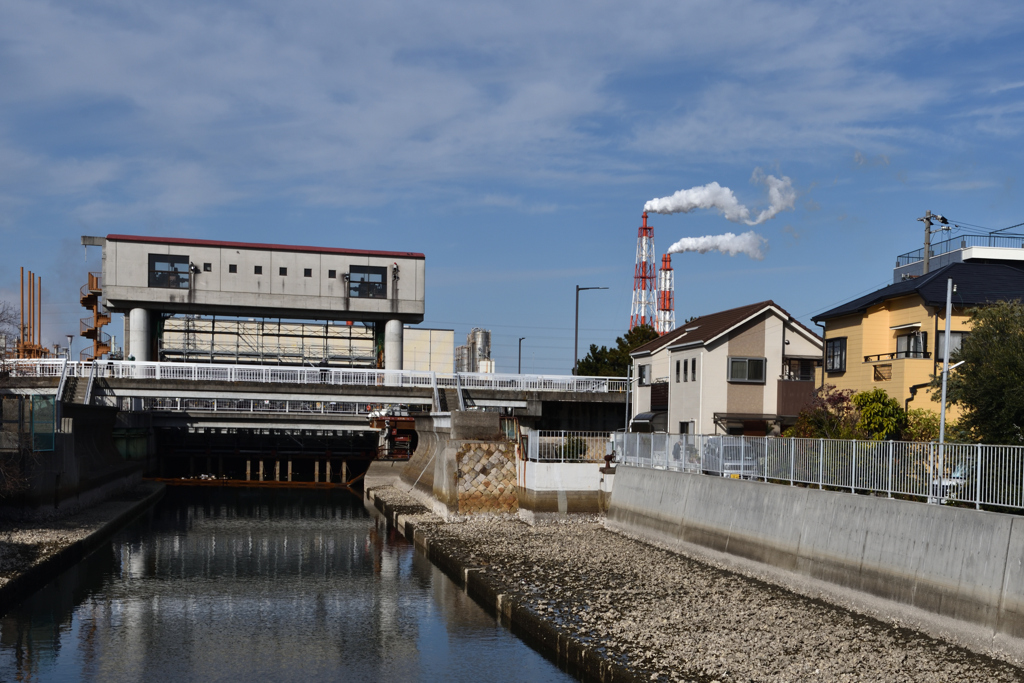 煙突が見える風景（２）