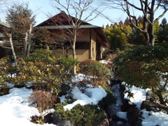 残雪の日本庭園3