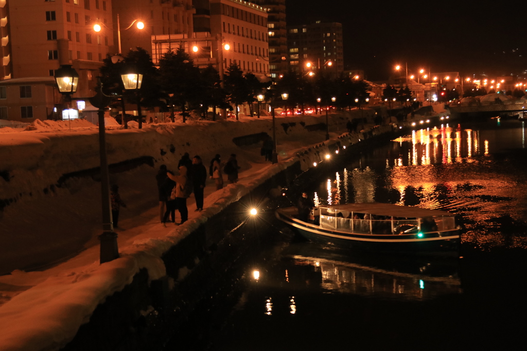 運河で船は 初めて。