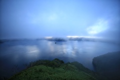 霧の摩周湖