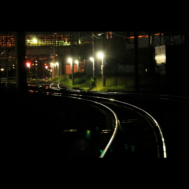 根津 甚八が歩いて来そうな