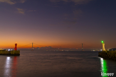 明石港 日の出前