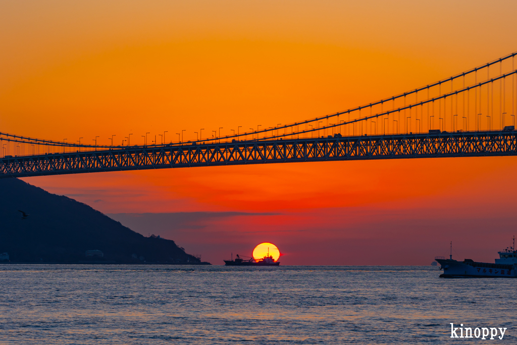 明石海峡大橋 ダルマ夕日 2