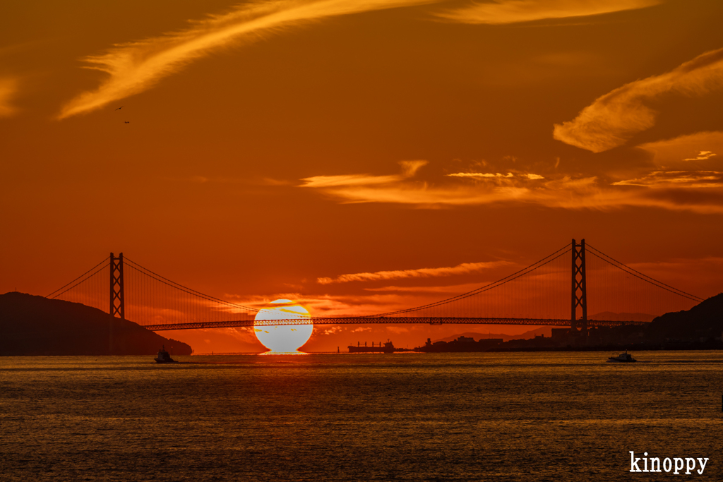 明石海峡大橋 ダルマ夕日2