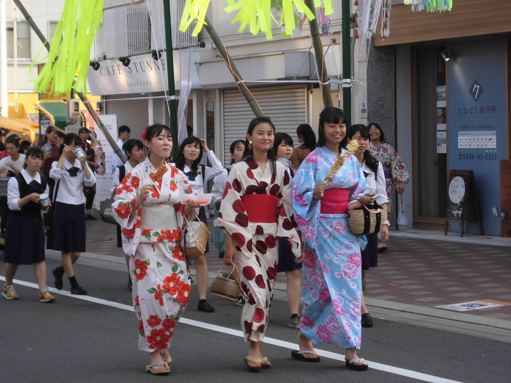 女子学生