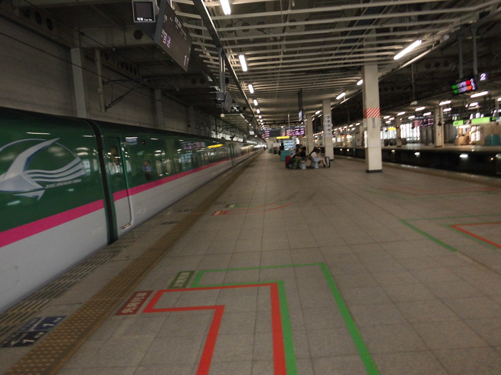新幹線ホーム