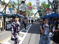日差しの中