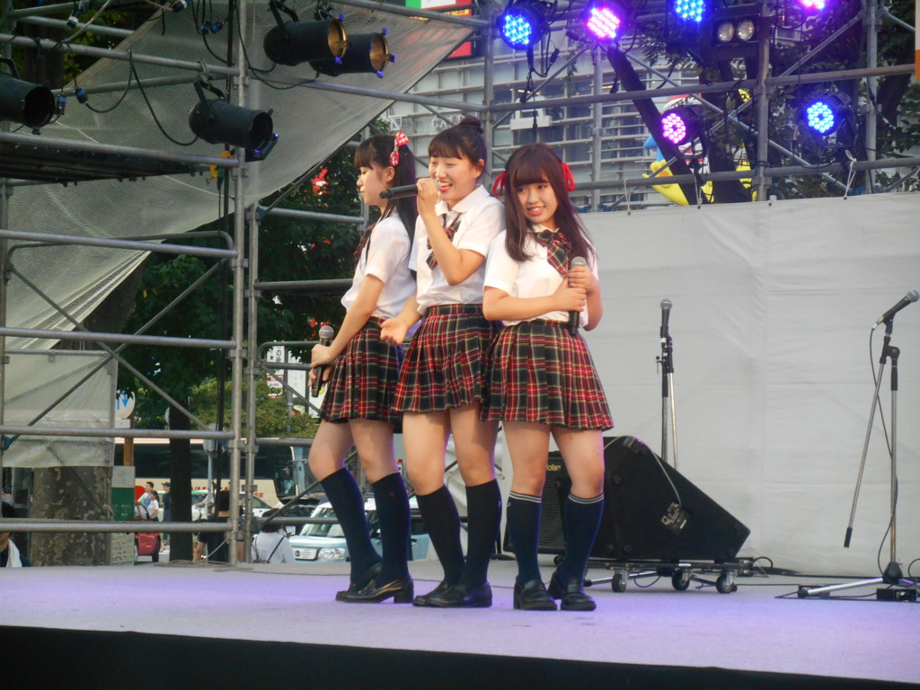 女子高生アイドル