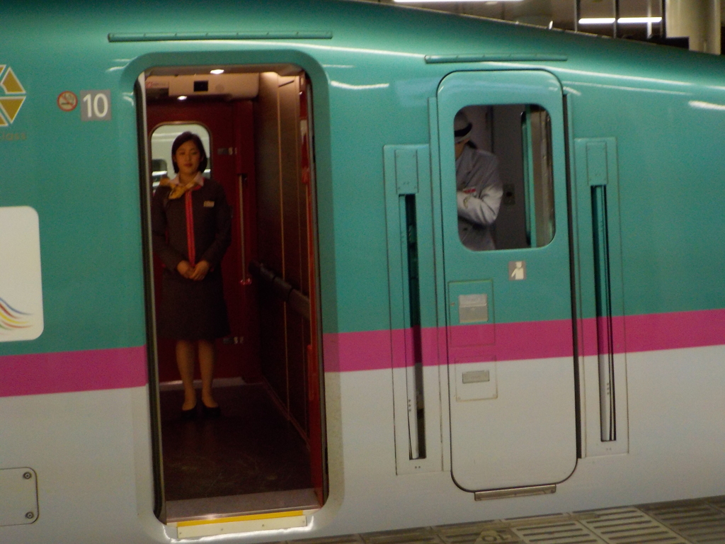 U37 アテンダント