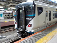 E257
