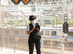 女性車掌