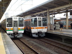 211系、311系