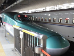 E5系U22編成 はやぶさ37号