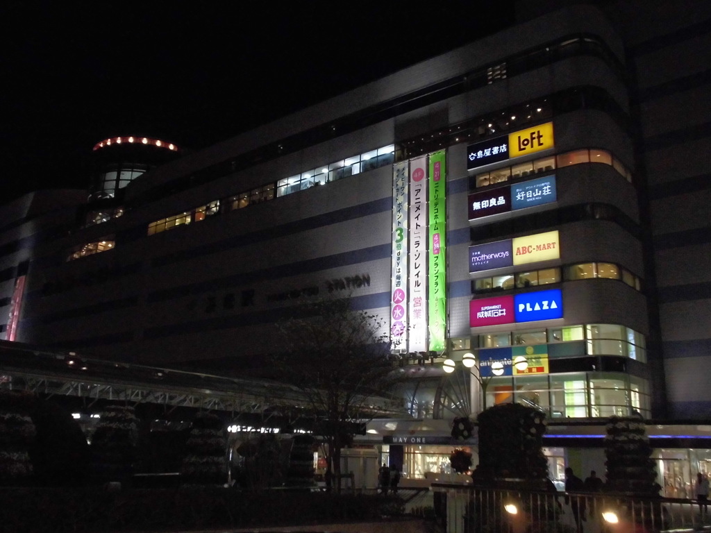 夜の浜松駅