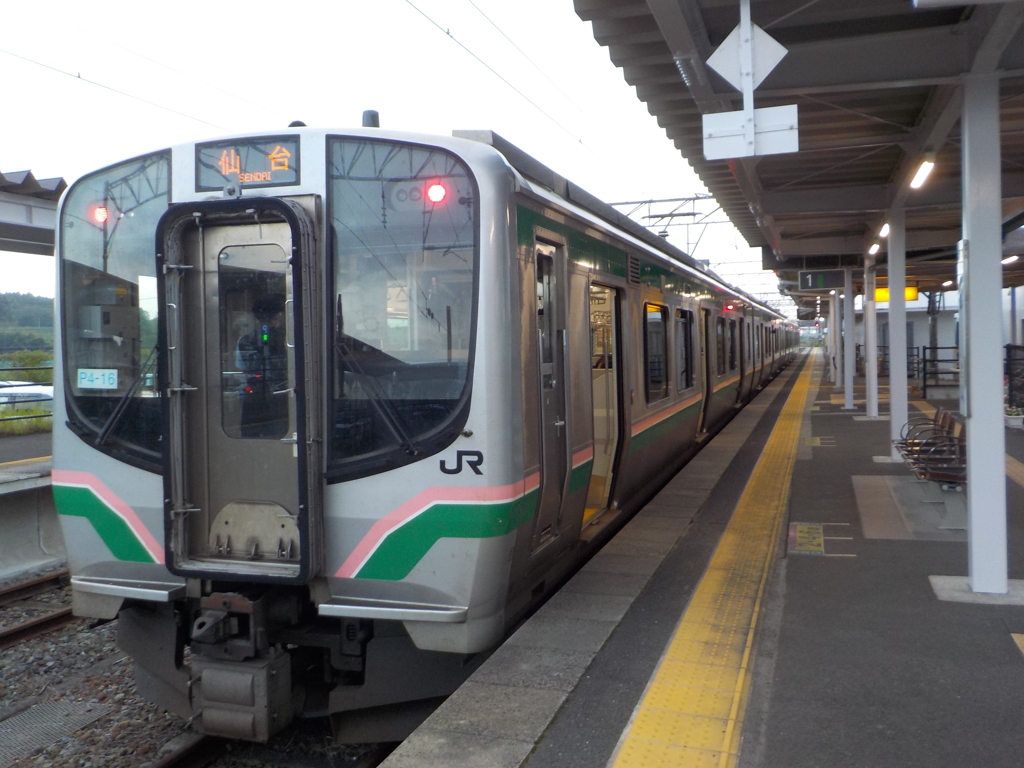 E721