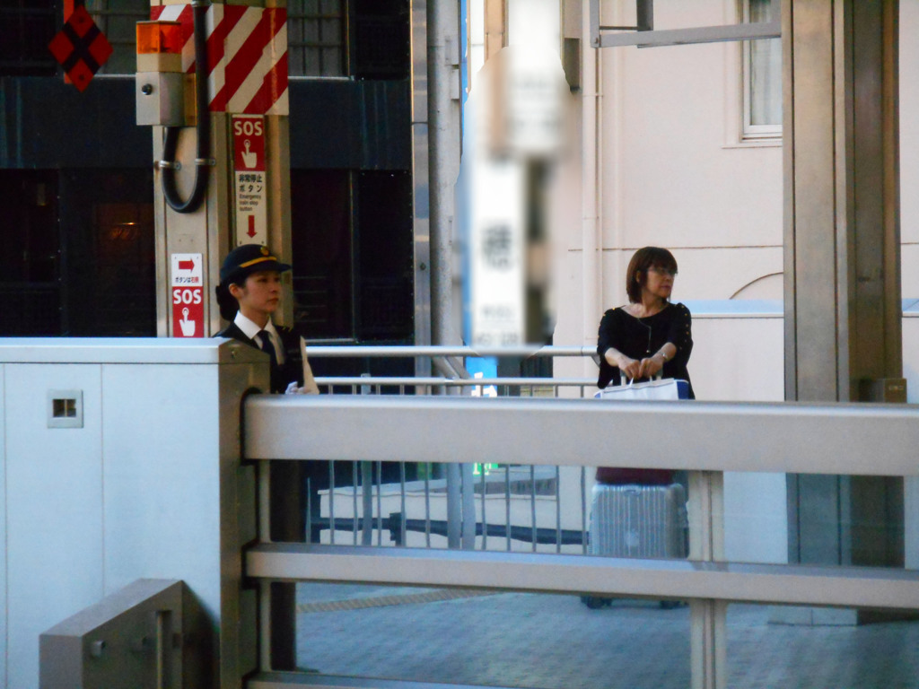 女性車掌