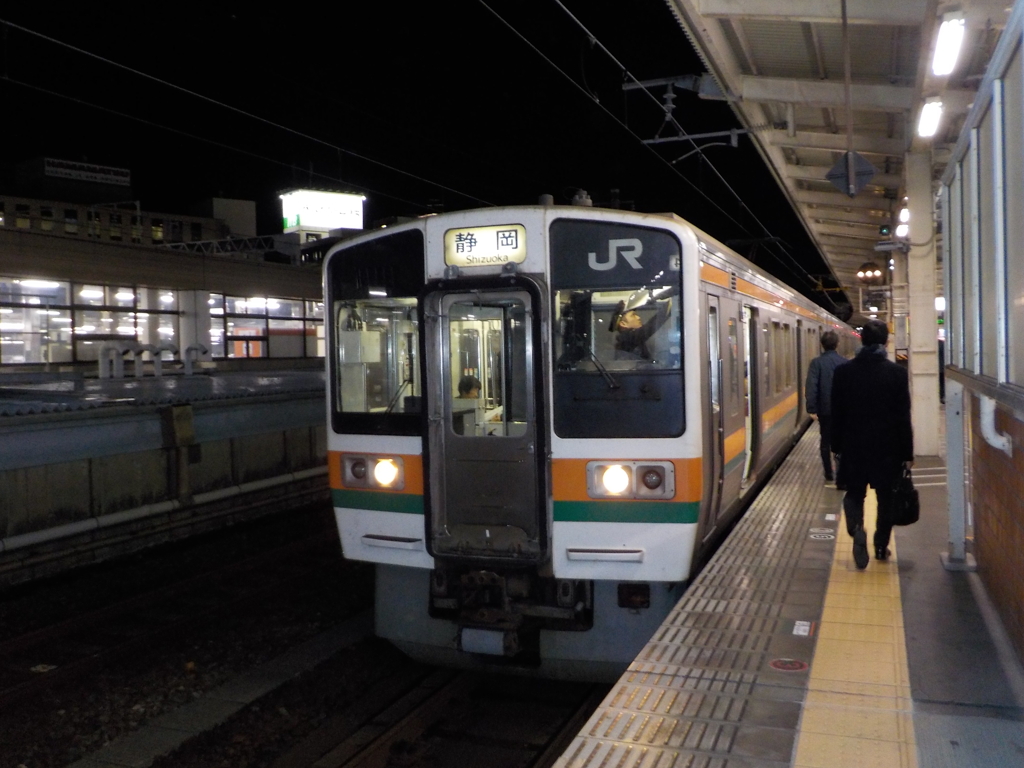 211系