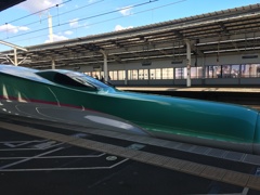 u25