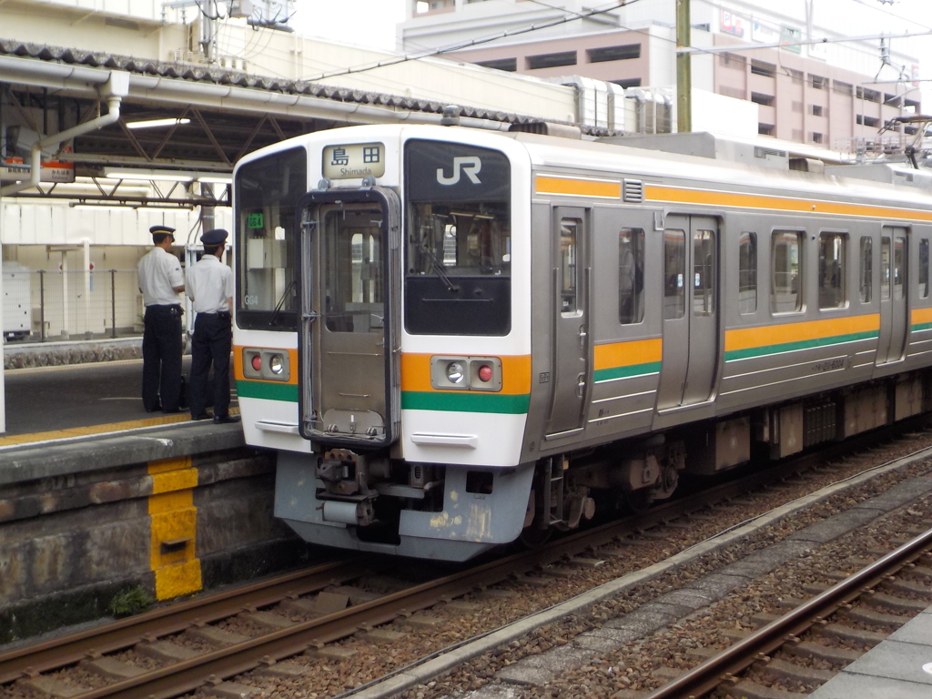 211系 島田行