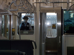 女性車掌
