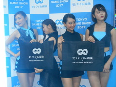 山田ひかる、横町ももこ-3