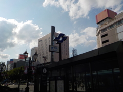 地下鉄出入口