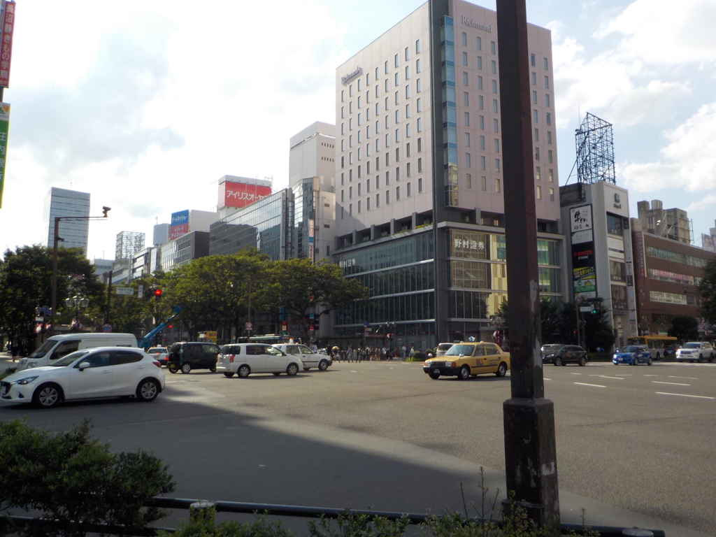 都会