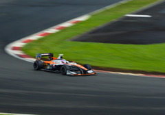 S.フォーミュラー国本