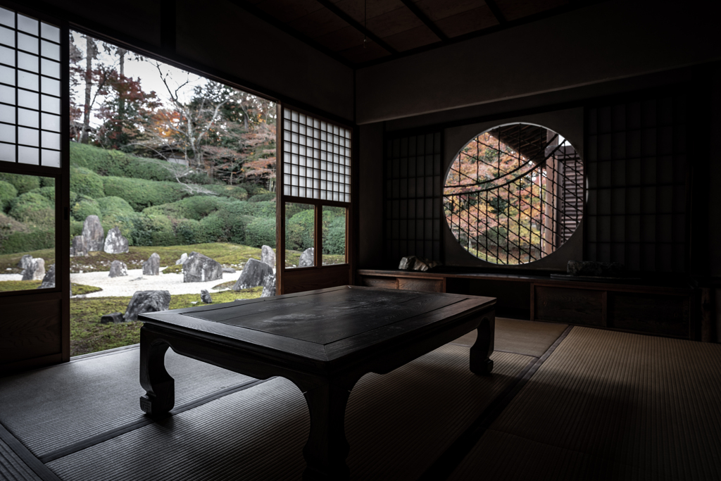晩秋の光明院1