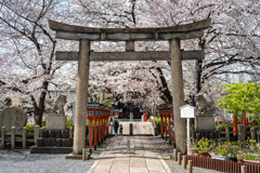 六孫王神社