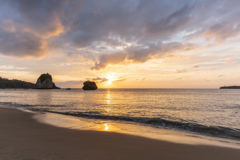 トゥドゥマリ浜夕景
