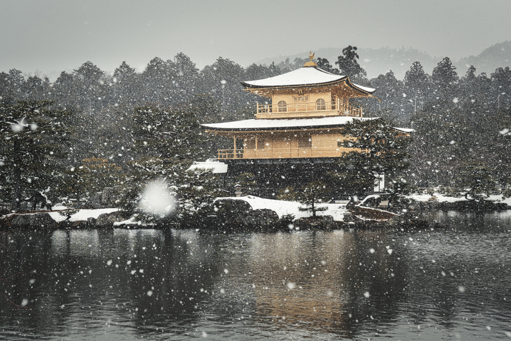 古都に降る雪
