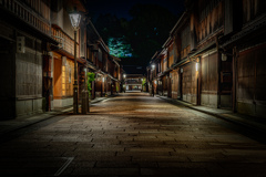 夜のひがし茶屋町1