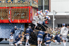 これから長刀廻ります