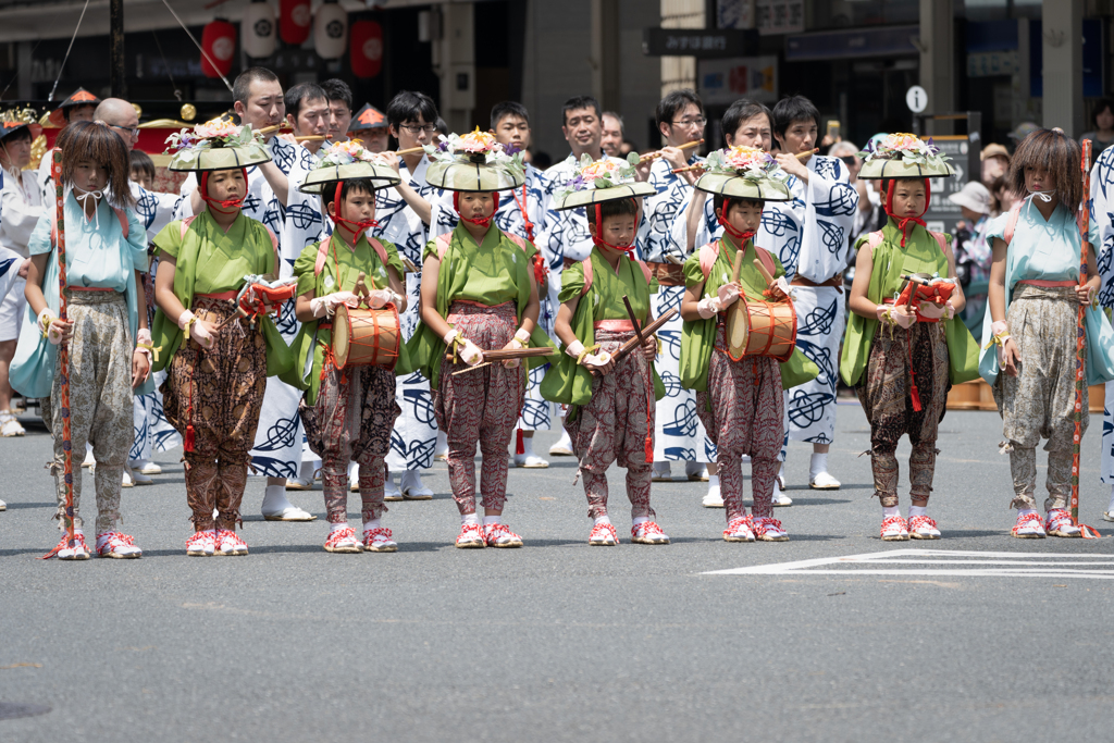 四条傘の子供達1