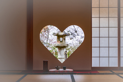 ハートの向こうに