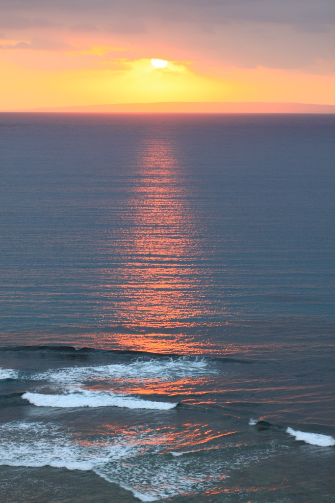 喜界島と朝日