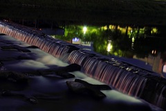 真夜中の 鴨川