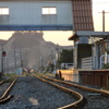 夕刻の無人駅