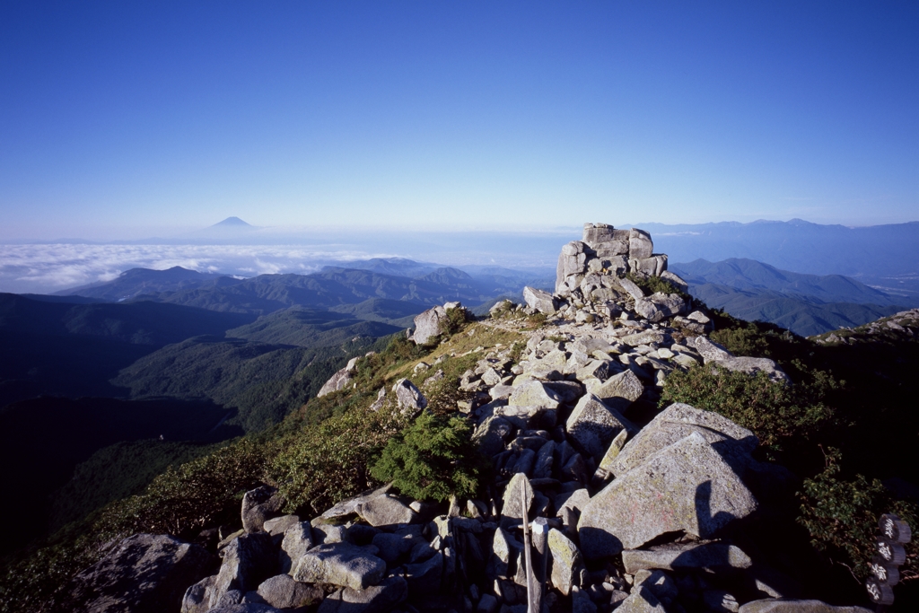 五丈石（金峰山）