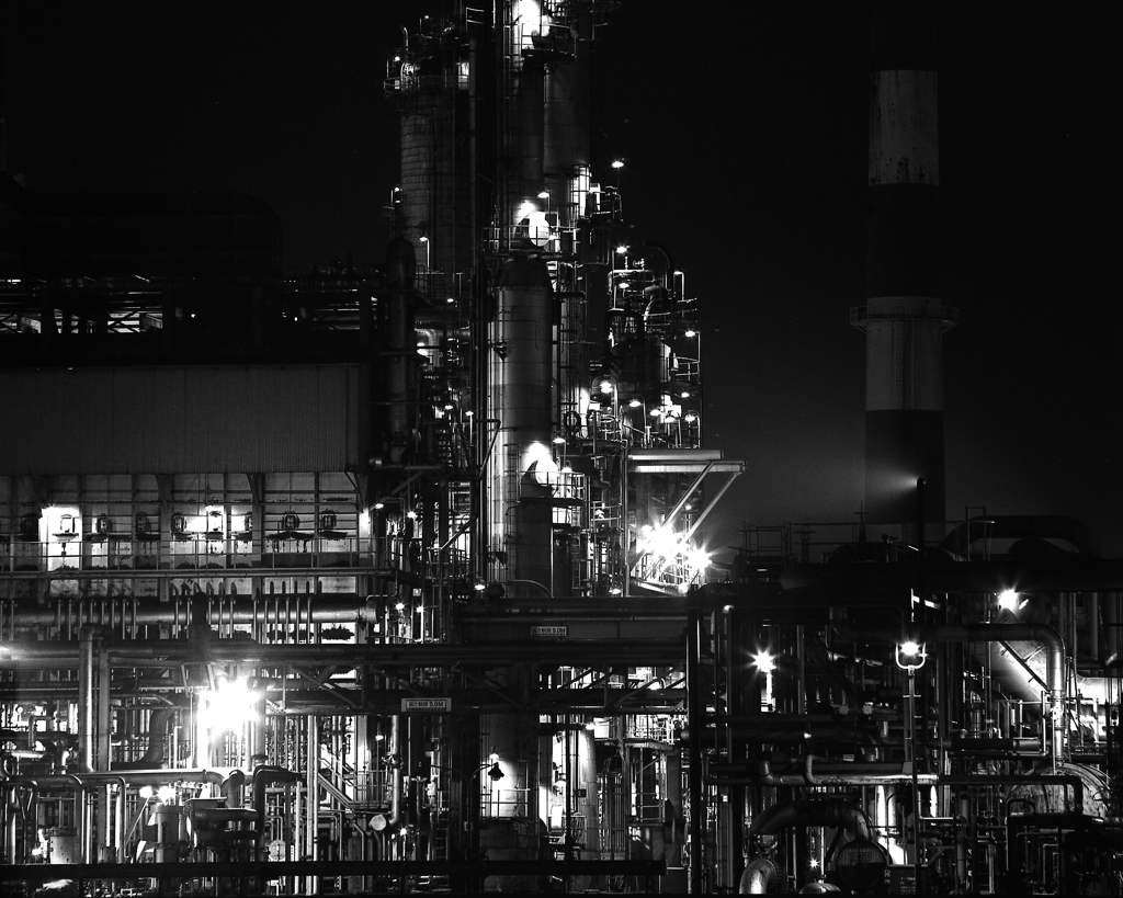 夜光（東亜石油水江工場）
