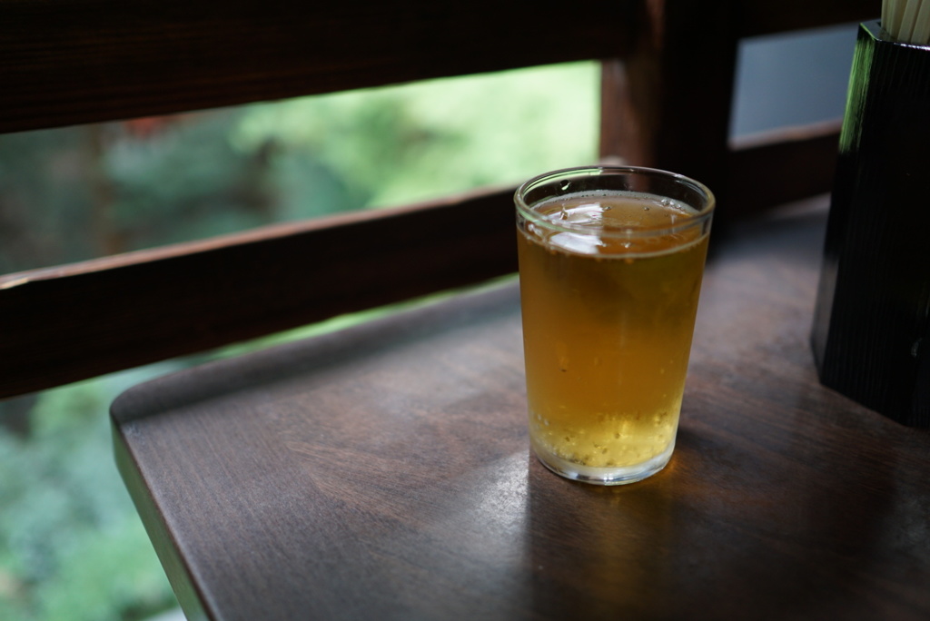 京都、茶屋にて