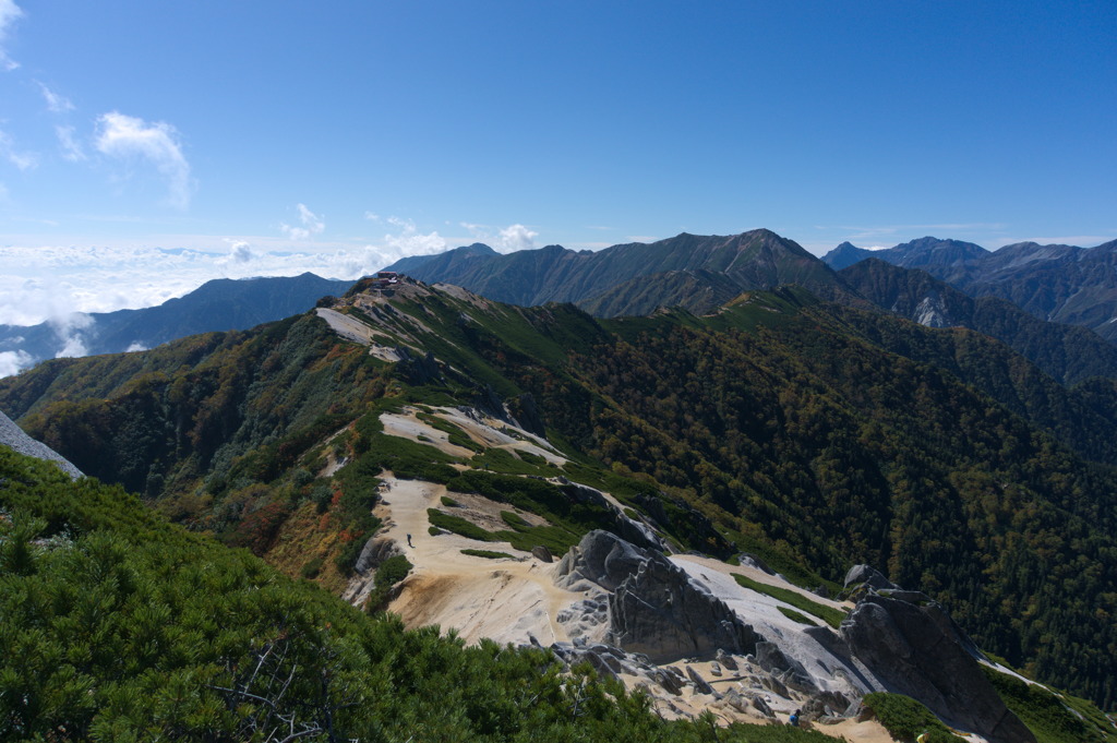 燕岳（つばくろだけ）