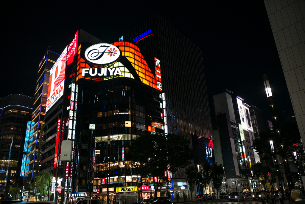 夜の銀座