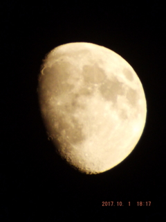 2017/10/01（日）のお月様