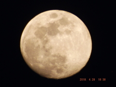2018/04/28（土）のお月様