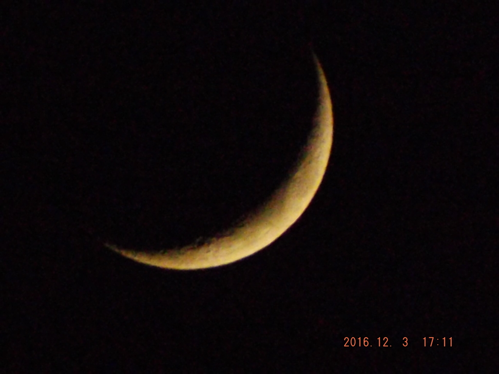 2016/12/03（土）のお月様・フラッシュ有り