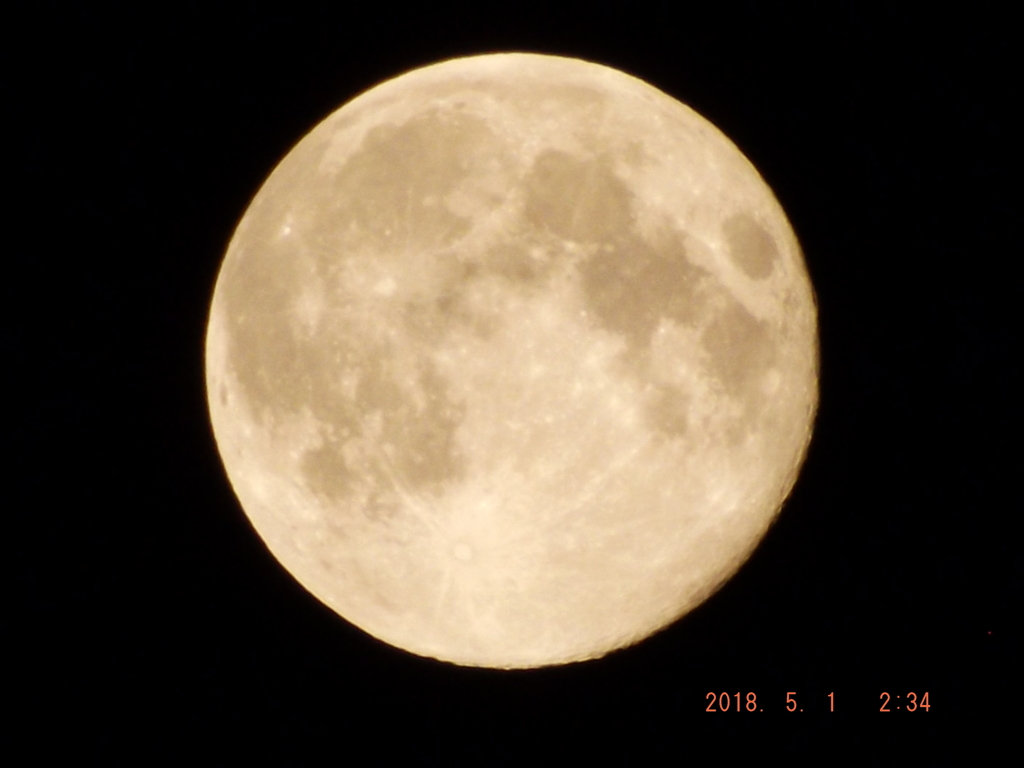 2018/05/01（火）のお月様