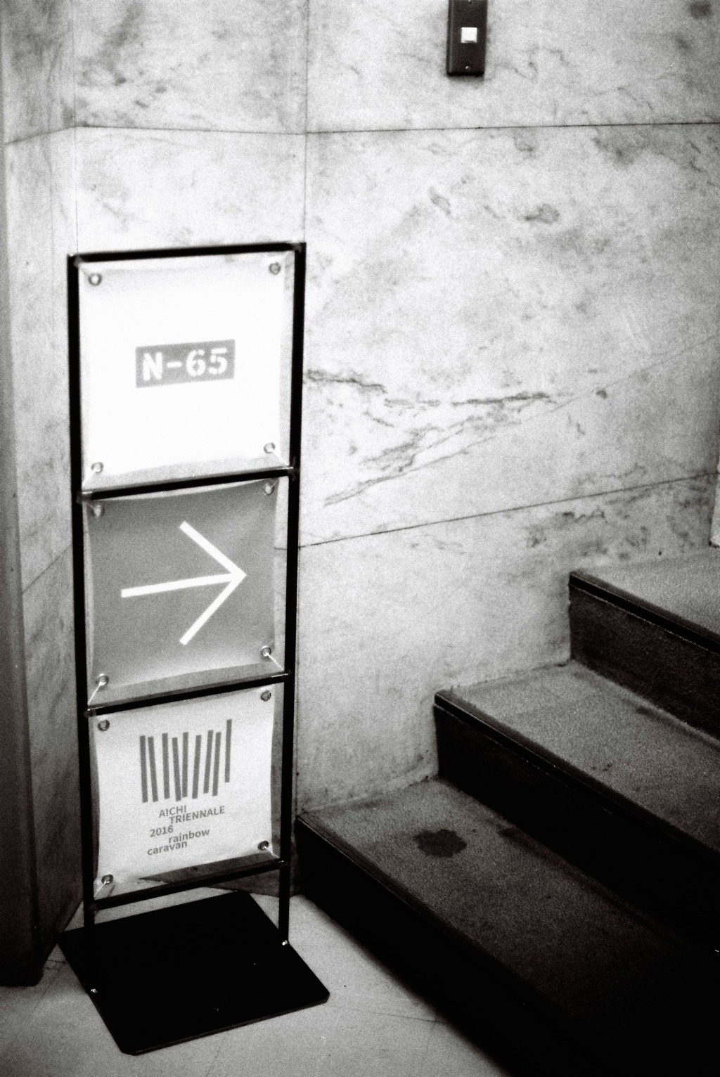 upstairs→