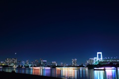 夜の虹